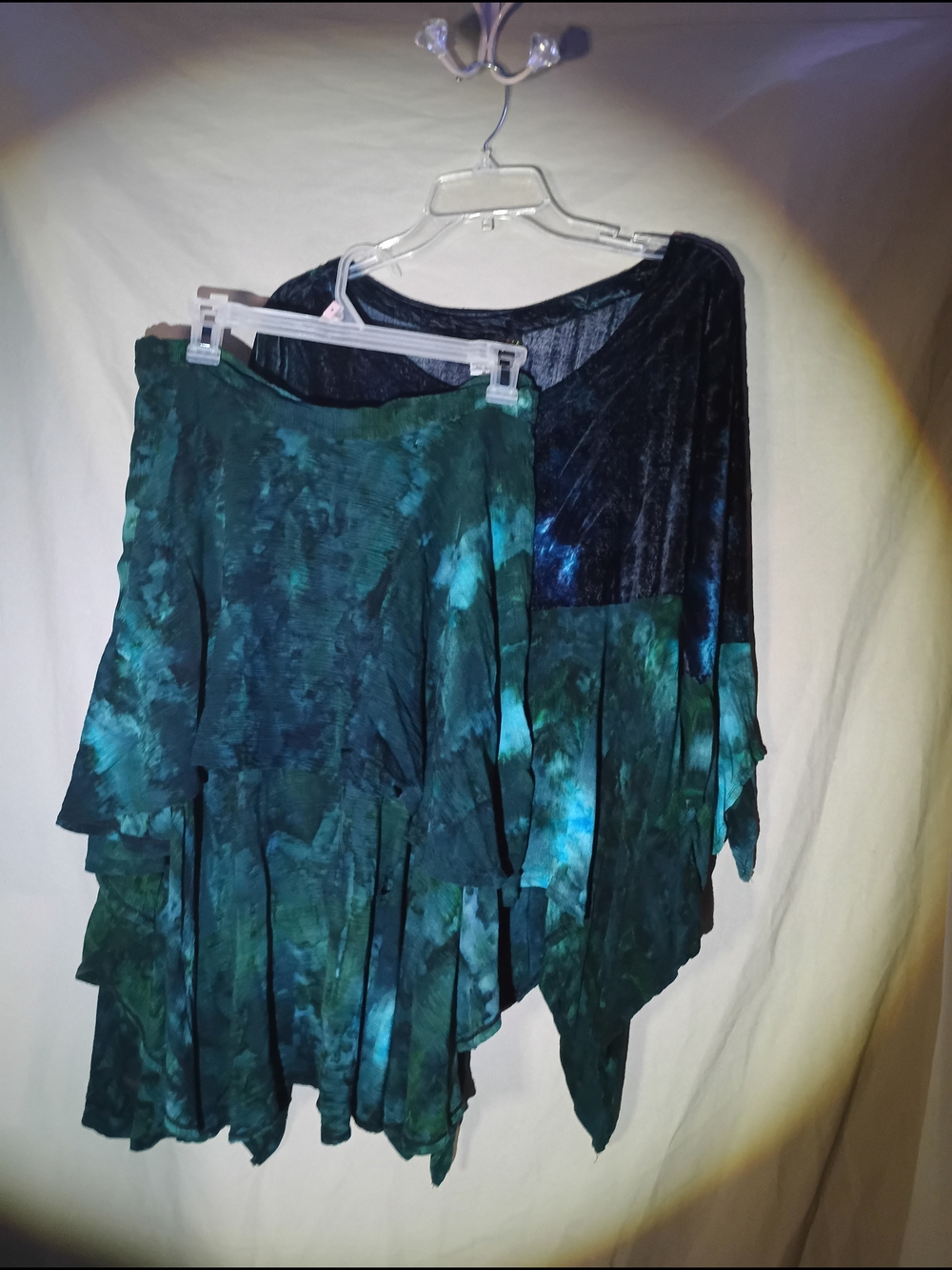 Island Elixir NYC 2-Piece Velvet Tie Dye Skirt Set Size Medium